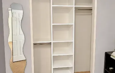 Reach In Closets gallery thumbnail 1