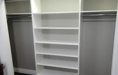 Reach In Closets gallery thumbnail 5